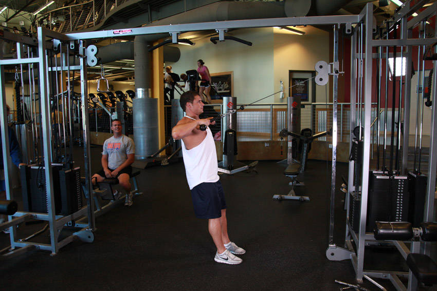 Cable Rope Rear-Delt Rows — End position
