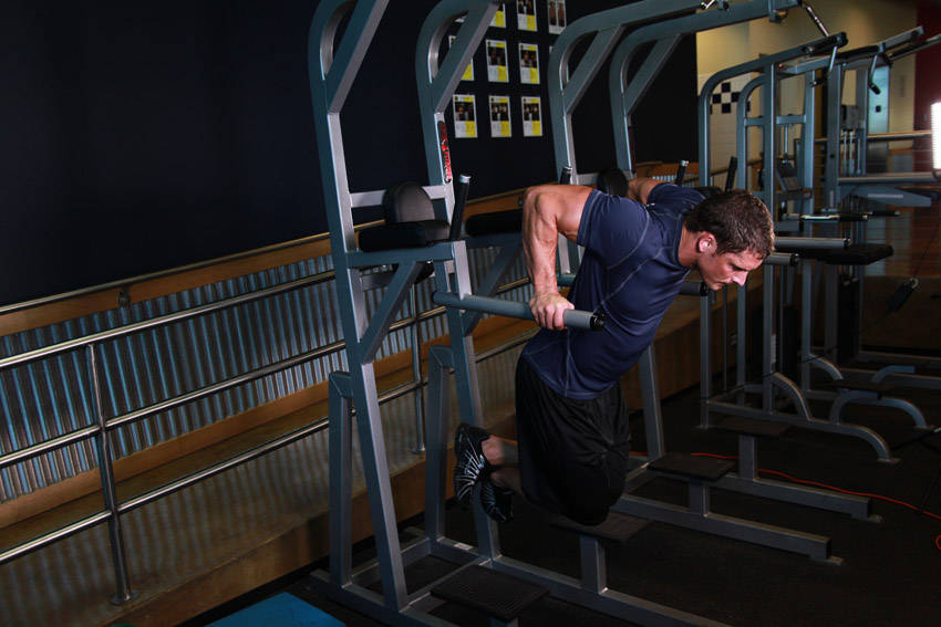 Dips - Chest Version — End position
