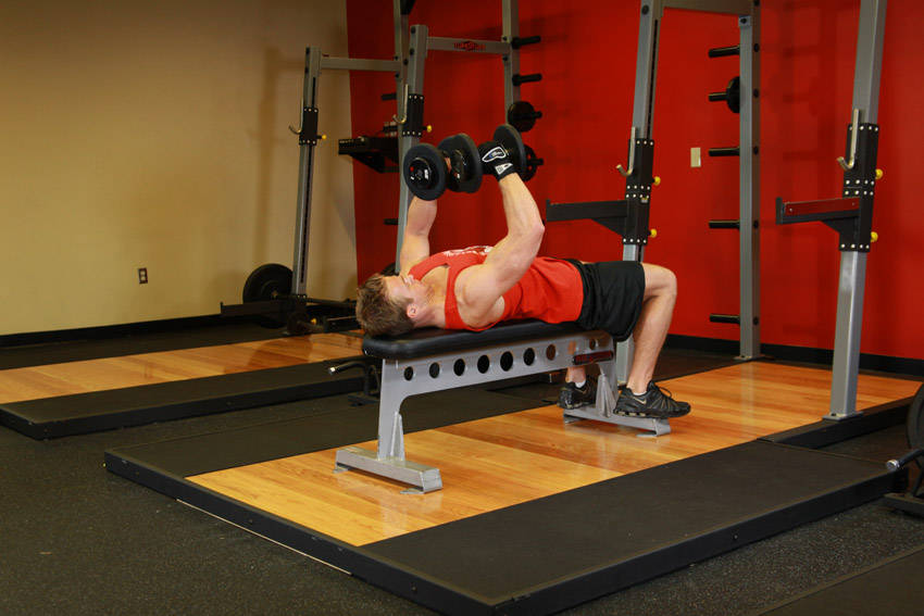 Dumbbell Flyes — Starting position