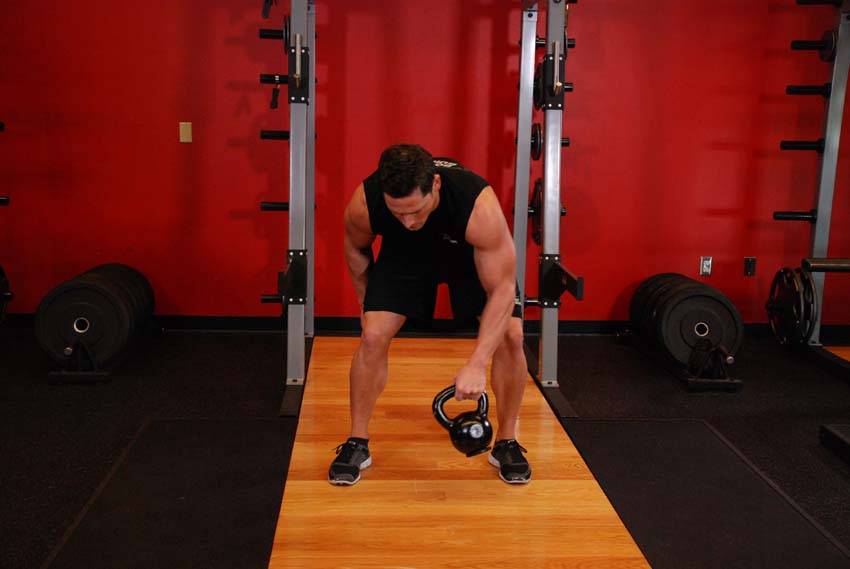 Kettlebell Figure 8 — End position