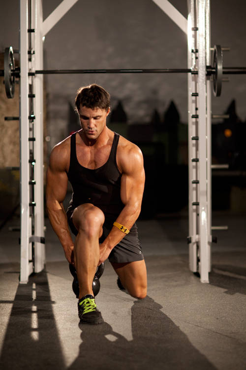 Lunge Pass Through — End position