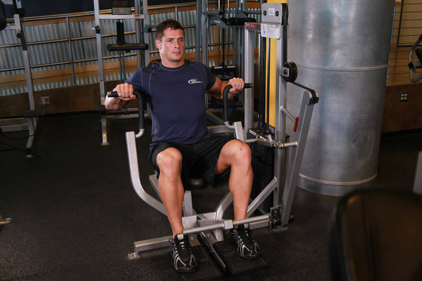 Machine Bench Press — Starting position