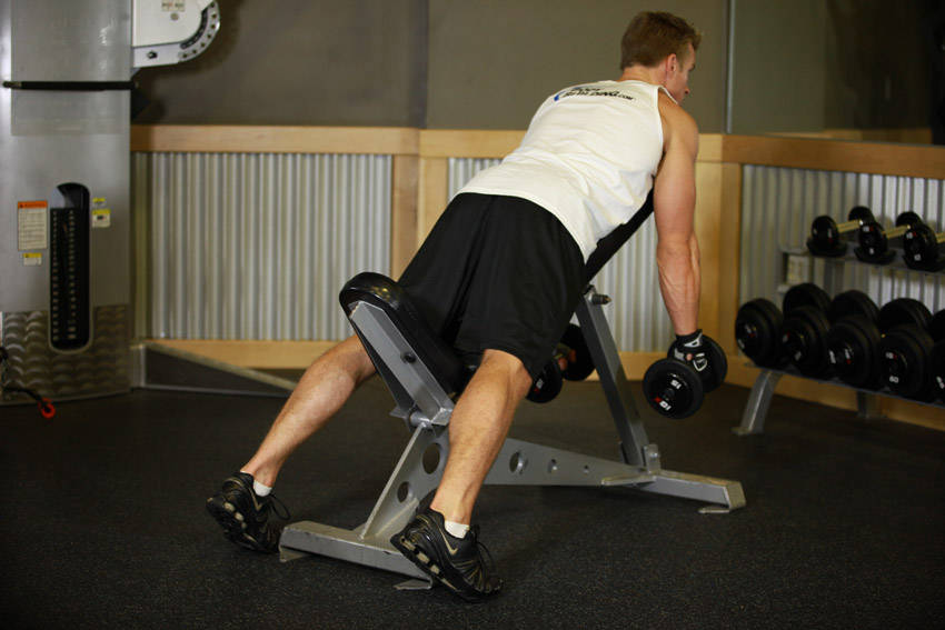 Middle Back Shrug — Starting position
