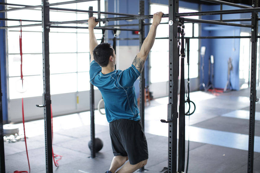 Scapular Pull-Up — End position