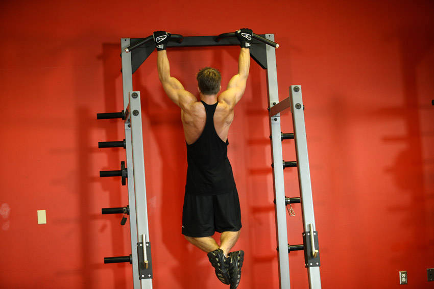 Side To Side Chins — Starting position