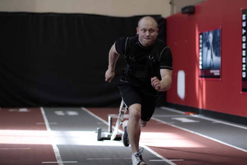 Sled Drag - Harness — End position