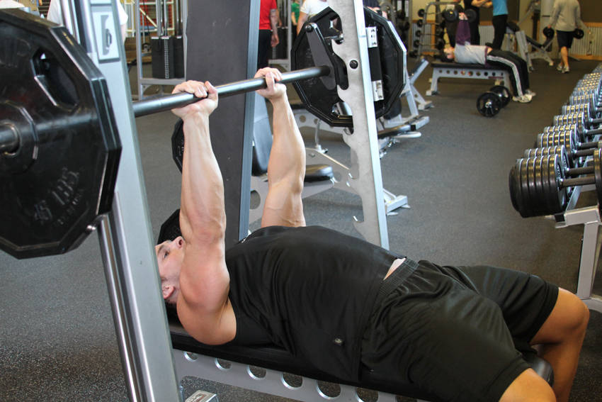 Smith Machine Close-Grip Bench Press — End position